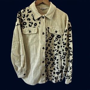 White Birch shacket corduroy shirt button up collared leopard print Size S Small